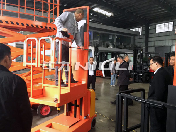 全電動取料機(jī)